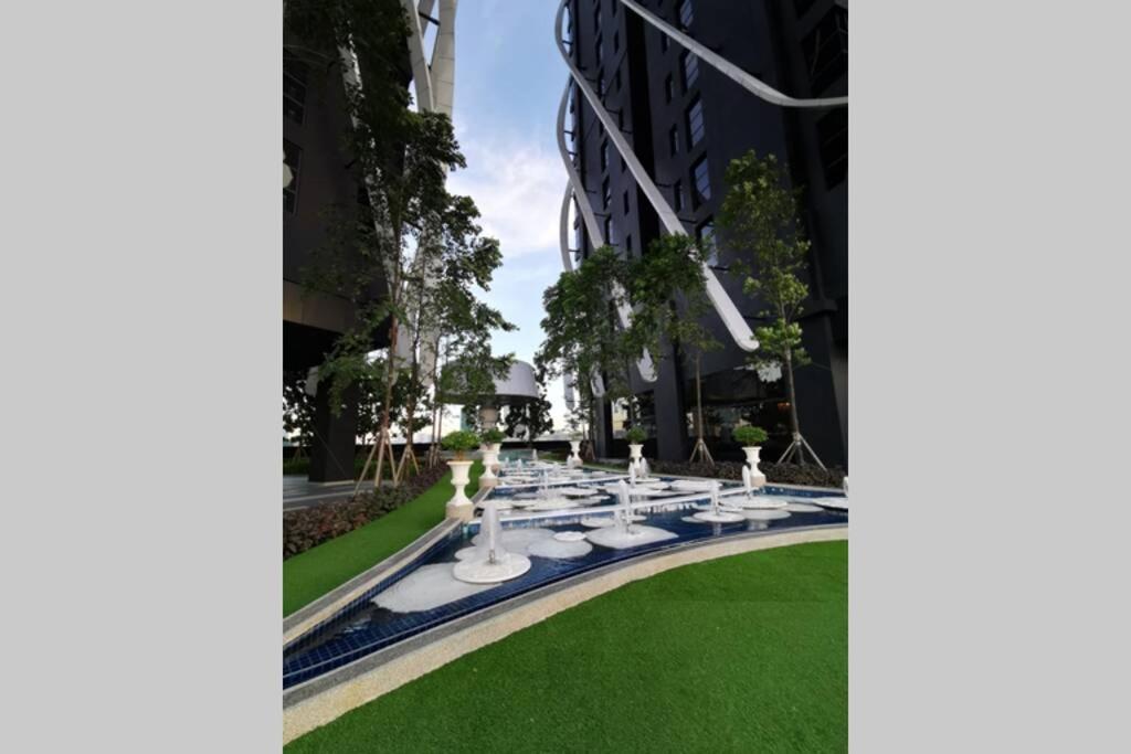 Happyhome @ Arte Mont Kiara Kuala Lumpur Hartamas Damansara Exterior photo